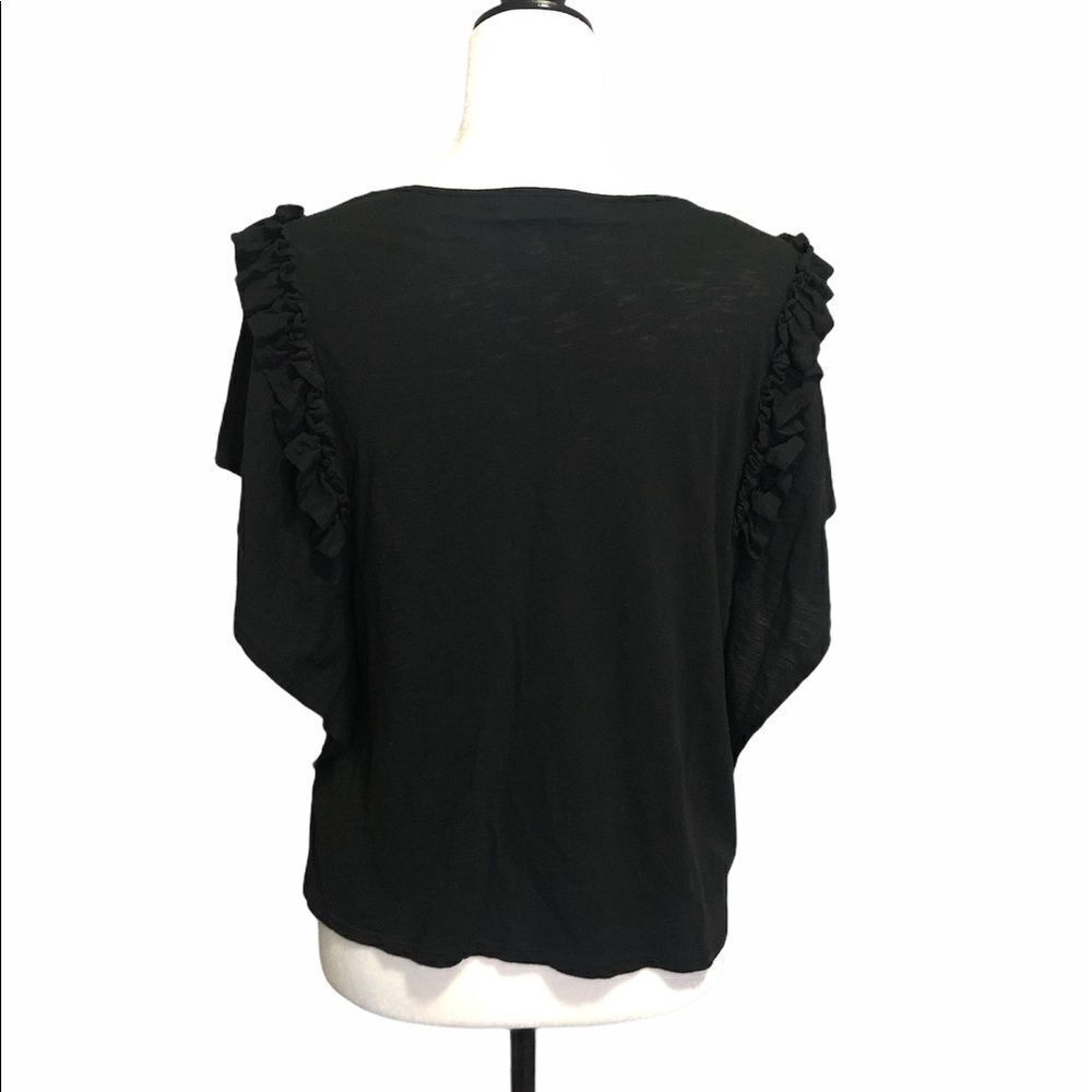 𝅺cece Ruffle Flutter Blouse - Picture 3 of 7